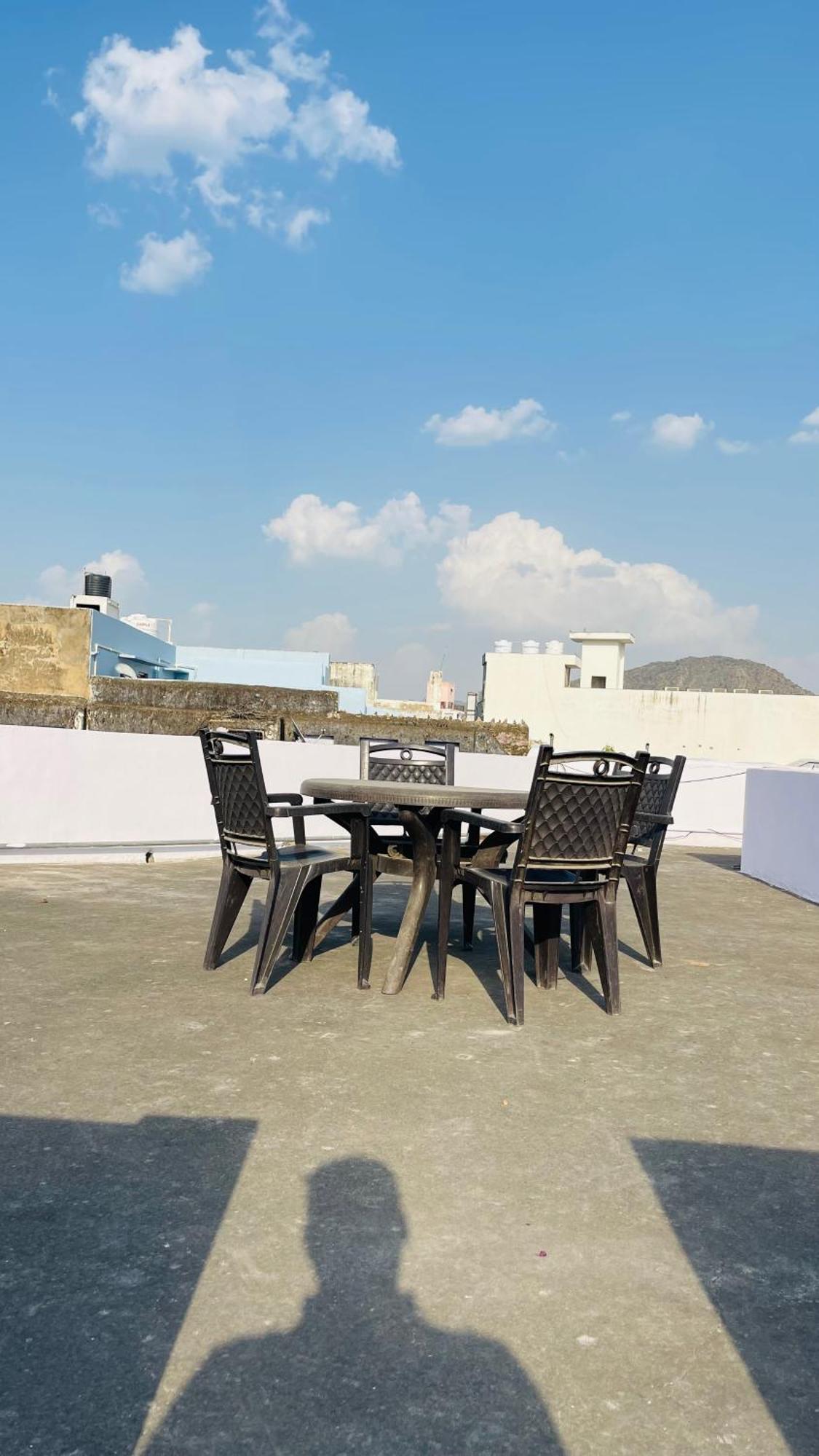 بوشكار Mayur Guest House المظهر الخارجي الصورة