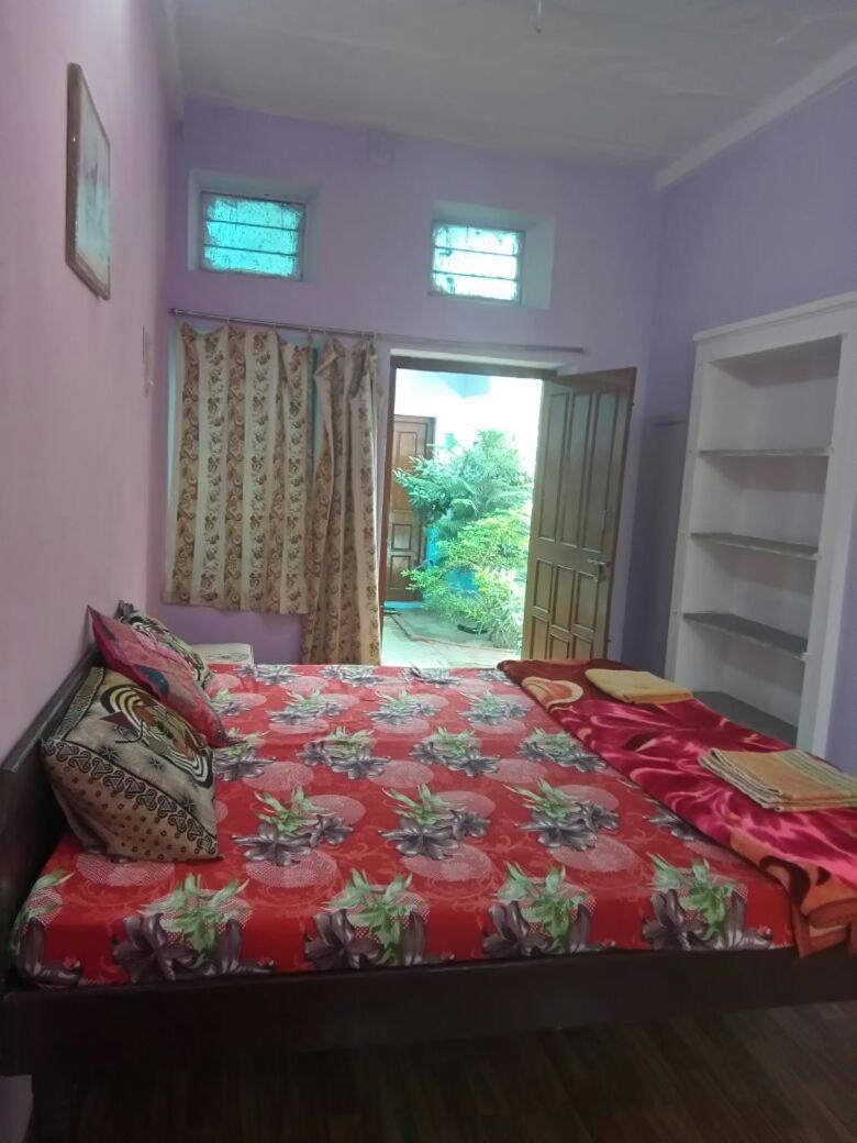 بوشكار Mayur Guest House الغرفة الصورة